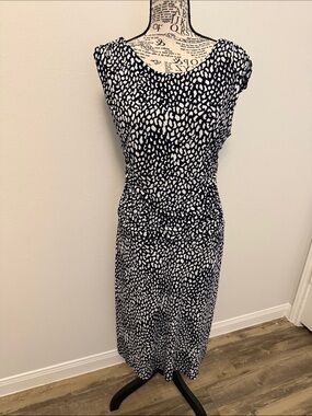 Enfocus Studio Navy and White Cap-Sleeve Midi Dress